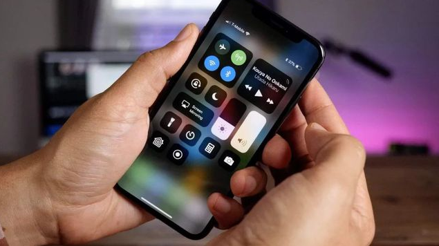 东河苹果手机维修分享iPhone 12信号差怎么办 